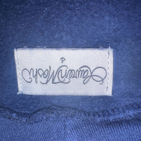 Sold - Picture 3 of 5